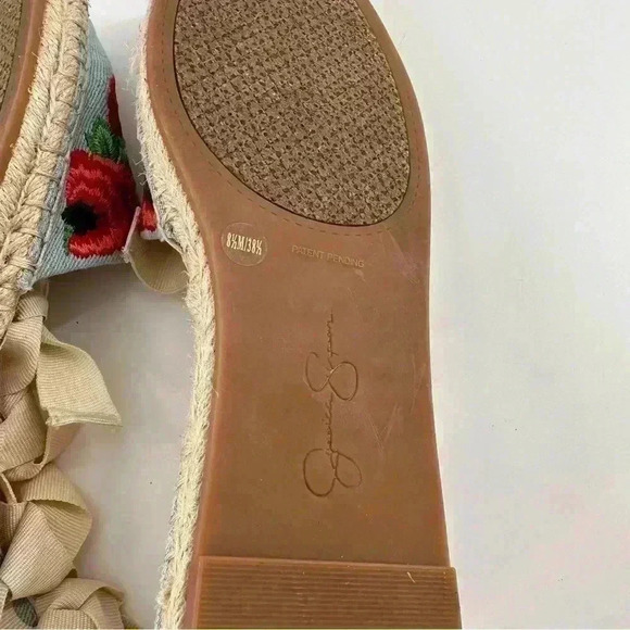 Jessica Simpson Flippo flats size 8.5 38.5 denim floral embroidered espadrilles - Picture 7 of 13